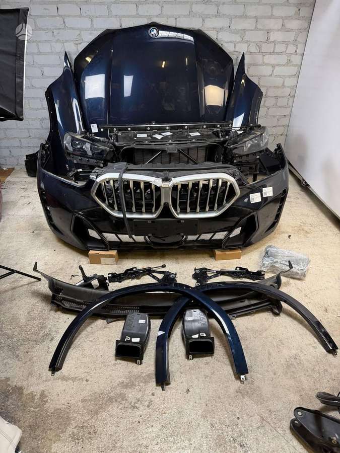 BMW X6 body parts