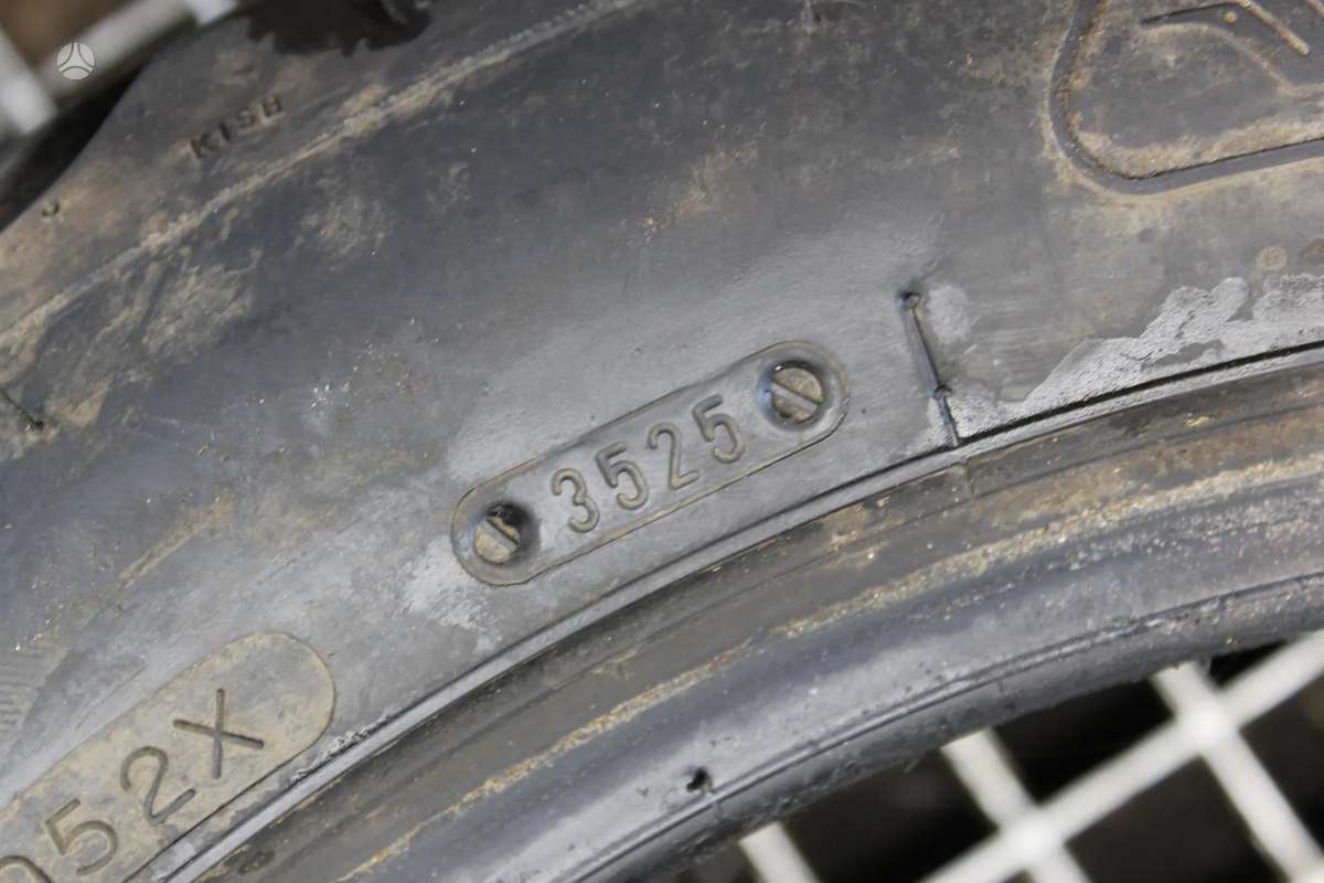 Kormoran, summer 245/45 R18