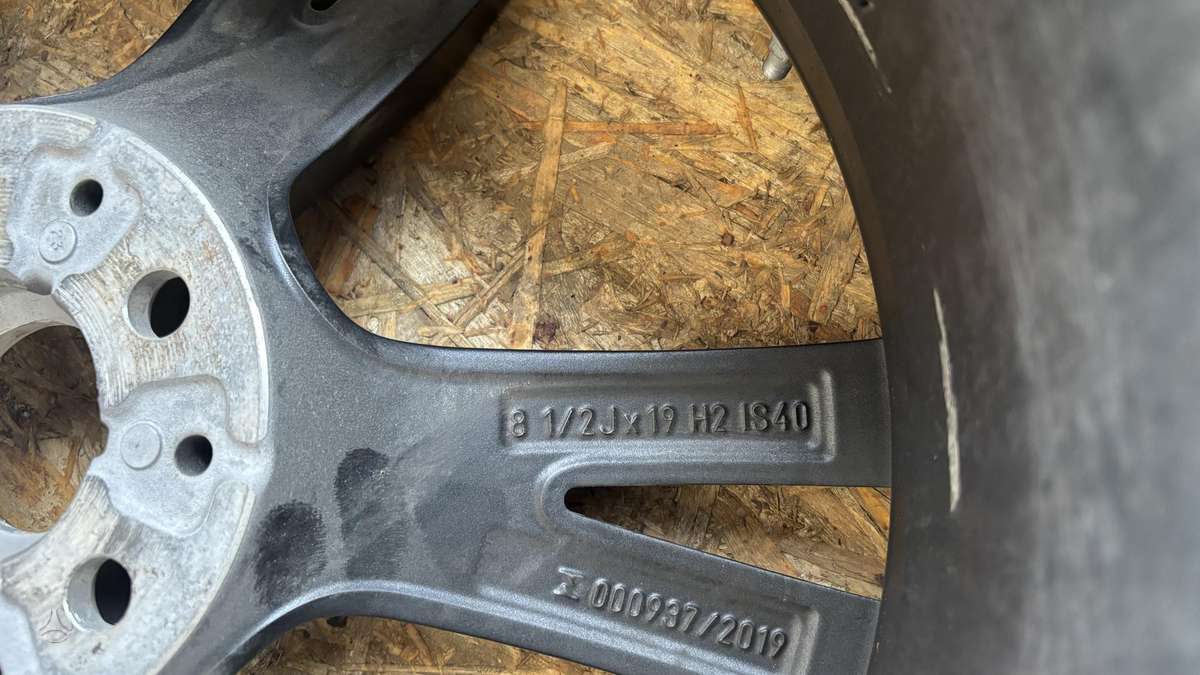 BMW 3 serija, 8089897, Cen30611
