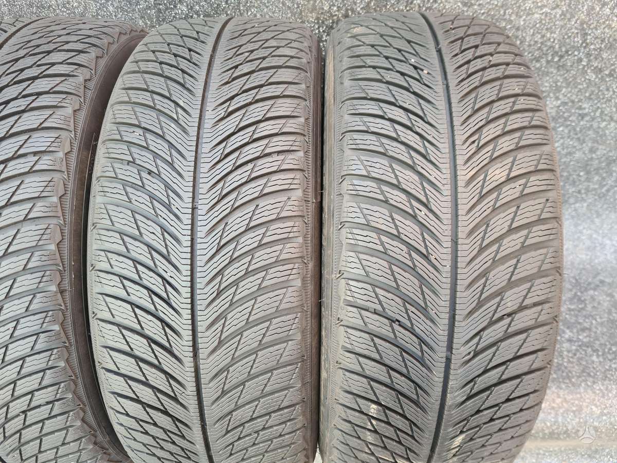 Michelin, зимние 215/55 R18