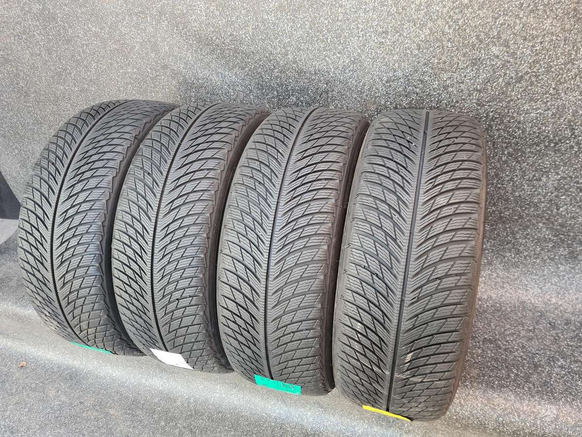 Michelin, зимние 215/55 R18
