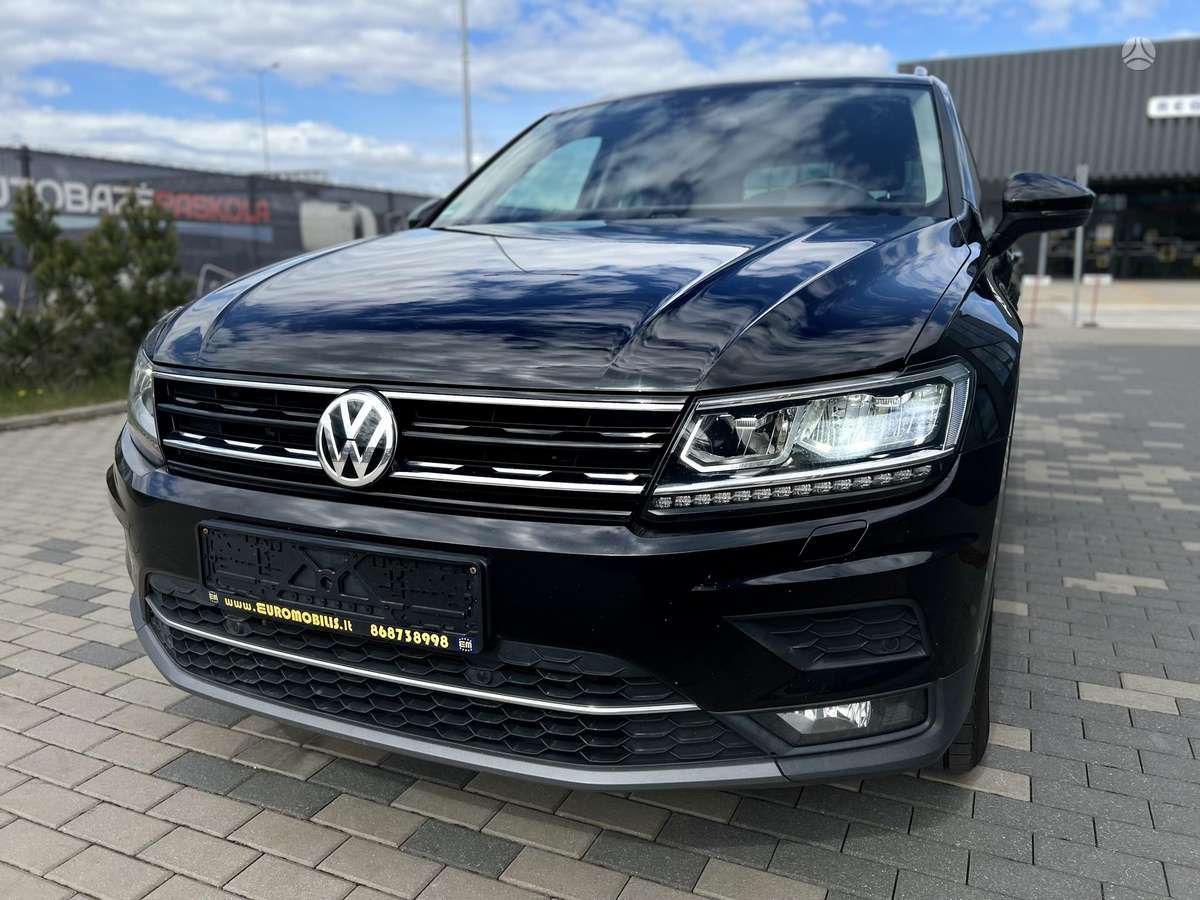 Volkswagen Tiguan - 10