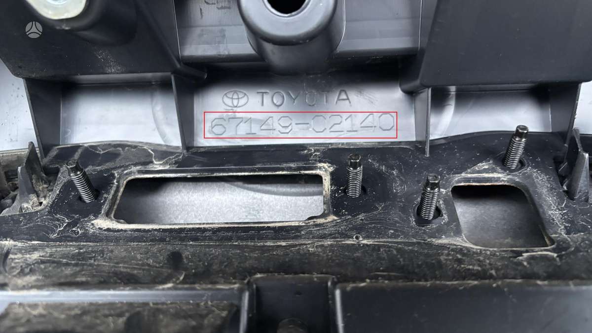 Toyota Corolla, 67149C2140, Cen30696