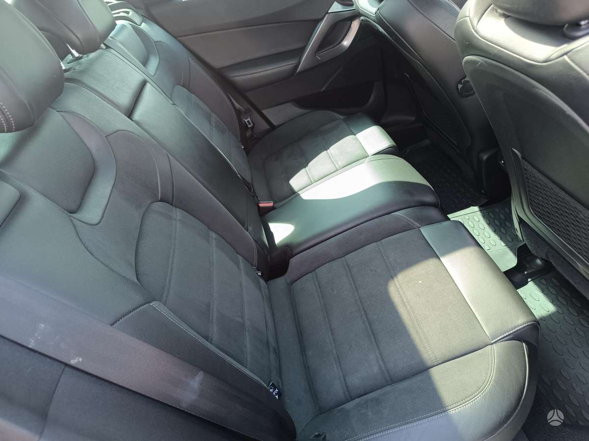 Citroen DS5, 1.6 l., Хэтчбек