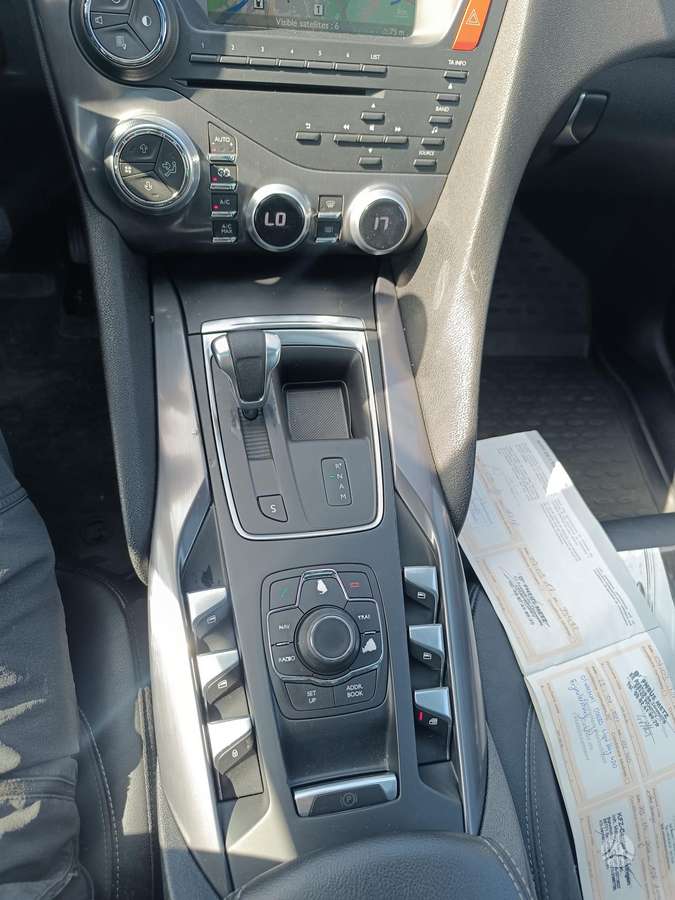 Citroen DS5, 1.6 l., Хэтчбек