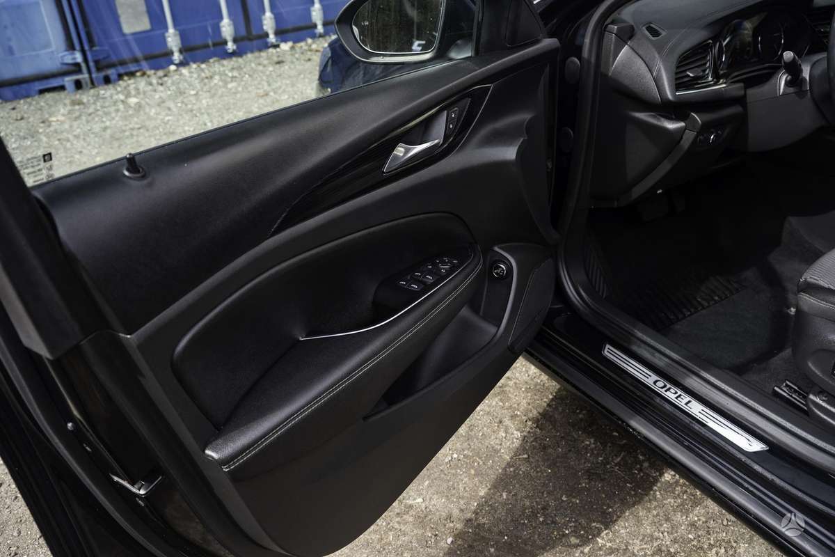 Opel Insignia, 1.6 l., Универсал