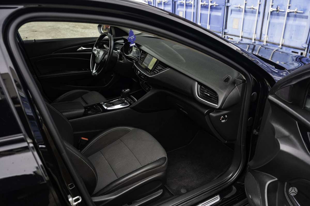 Opel Insignia, 1.6 l., Универсал