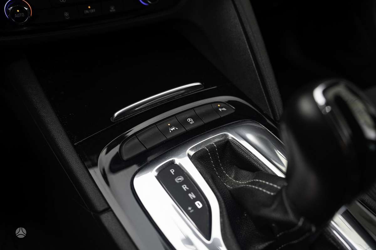 Opel Insignia, 1.6 l., Универсал