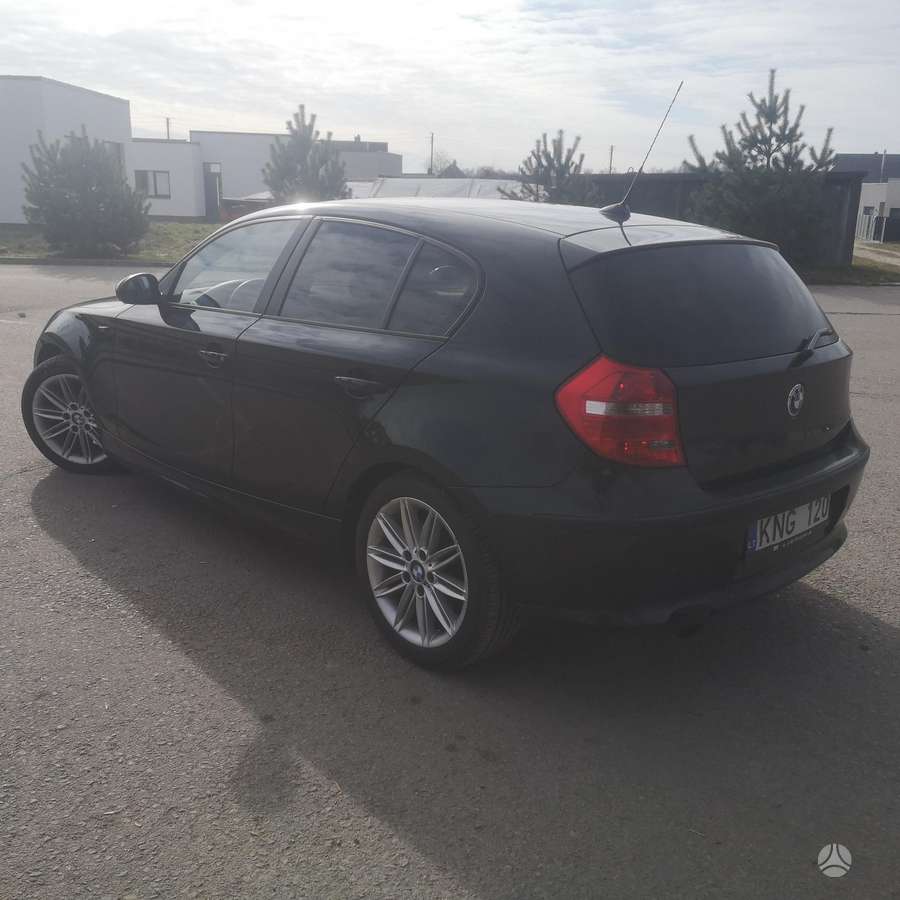 BMW 118, 2.0 l., hatchback