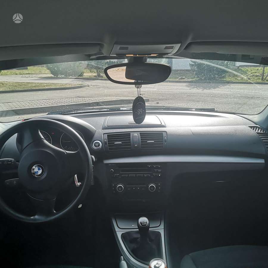 BMW 118, 2.0 l., hatchback