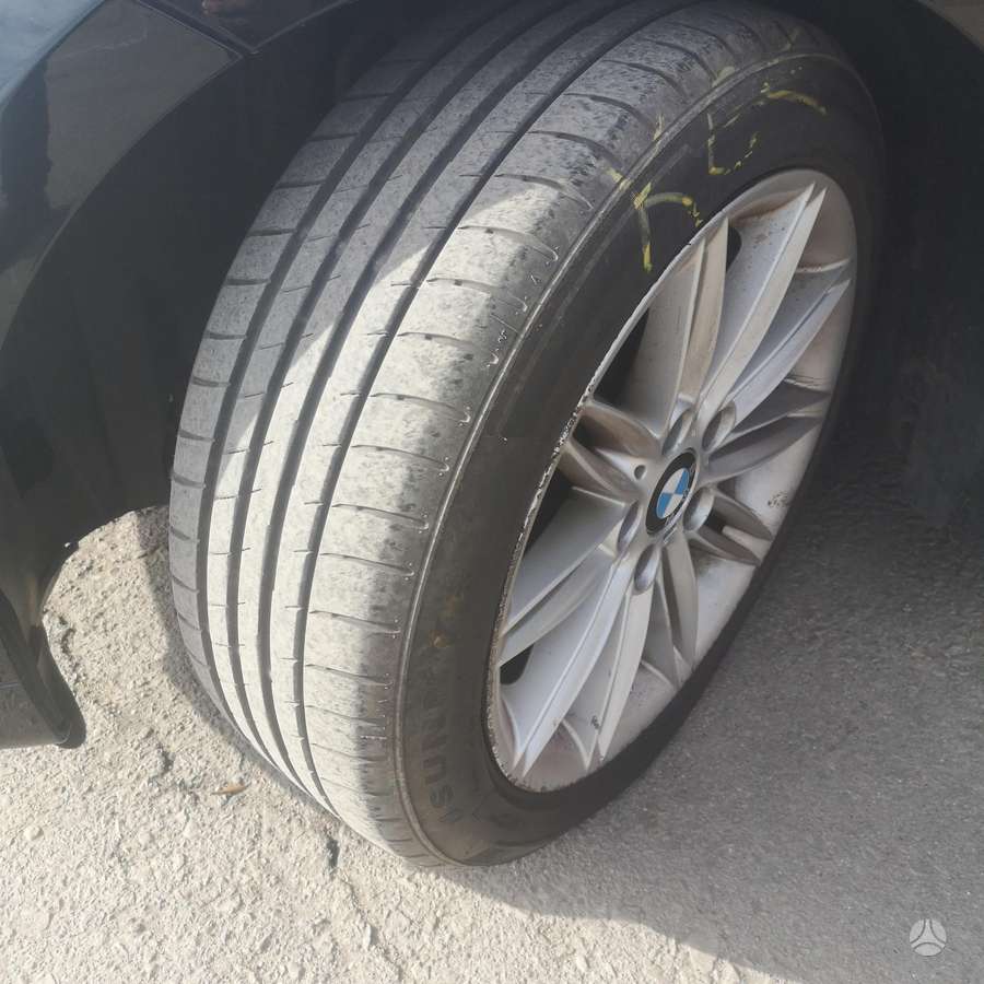 BMW 118, 2.0 l., hatchback