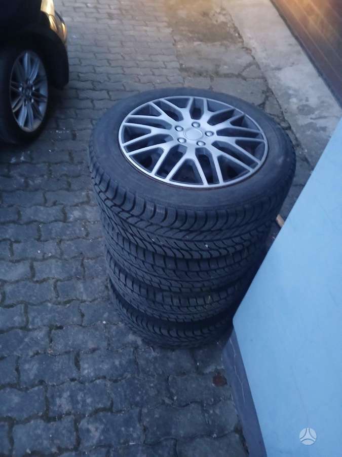 BMW 118, 2.0 l., hatchback