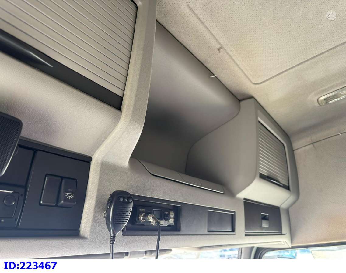 Volvo FM 420 6x2 Hydraulic Manual, single sleeper