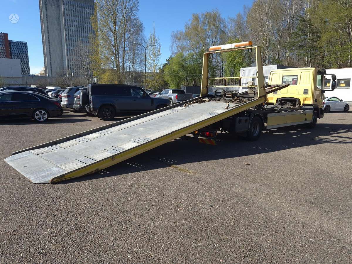 Iveco 80EL, auto transporters