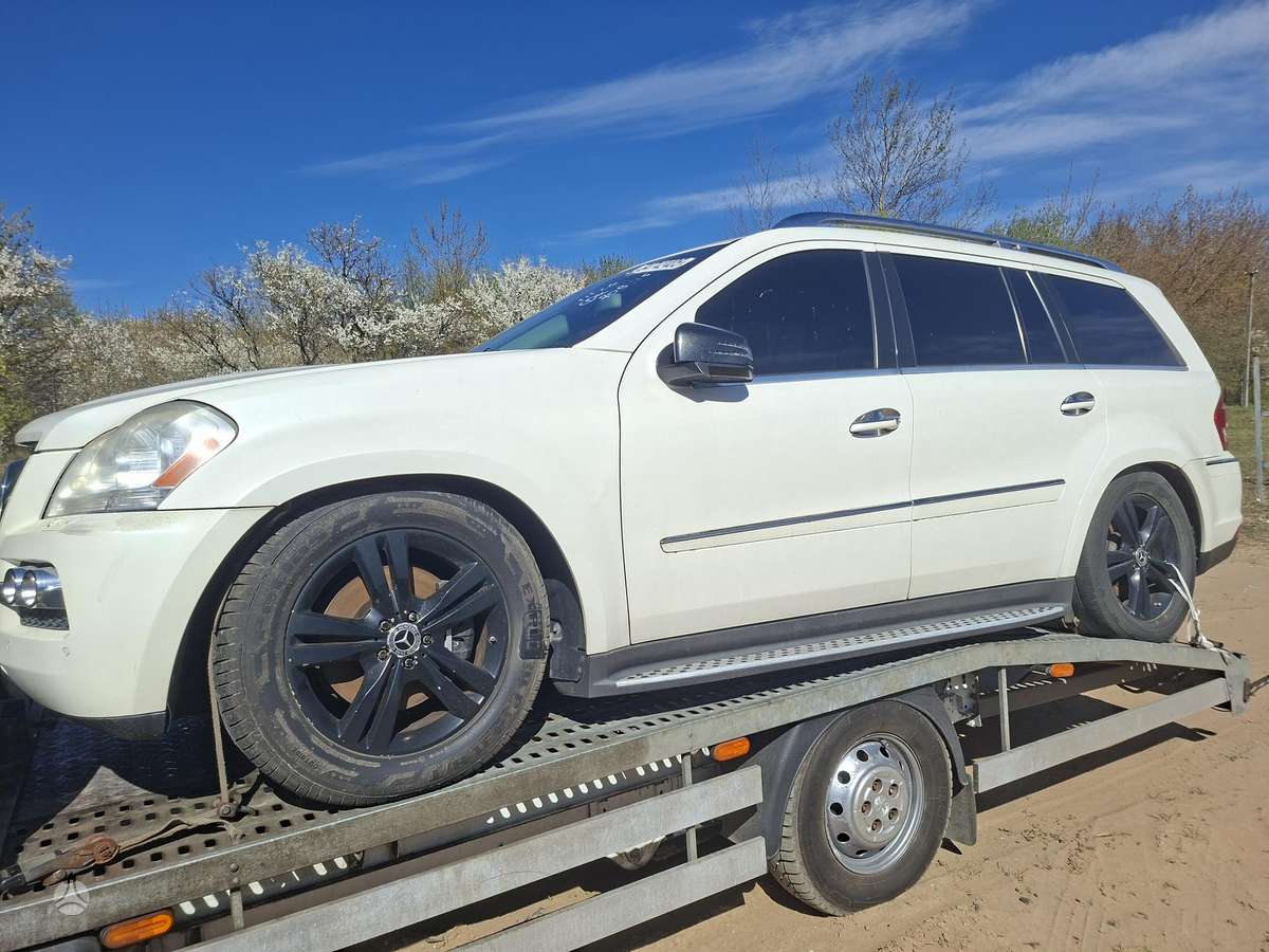 Mercedes-Benz GL450, C799