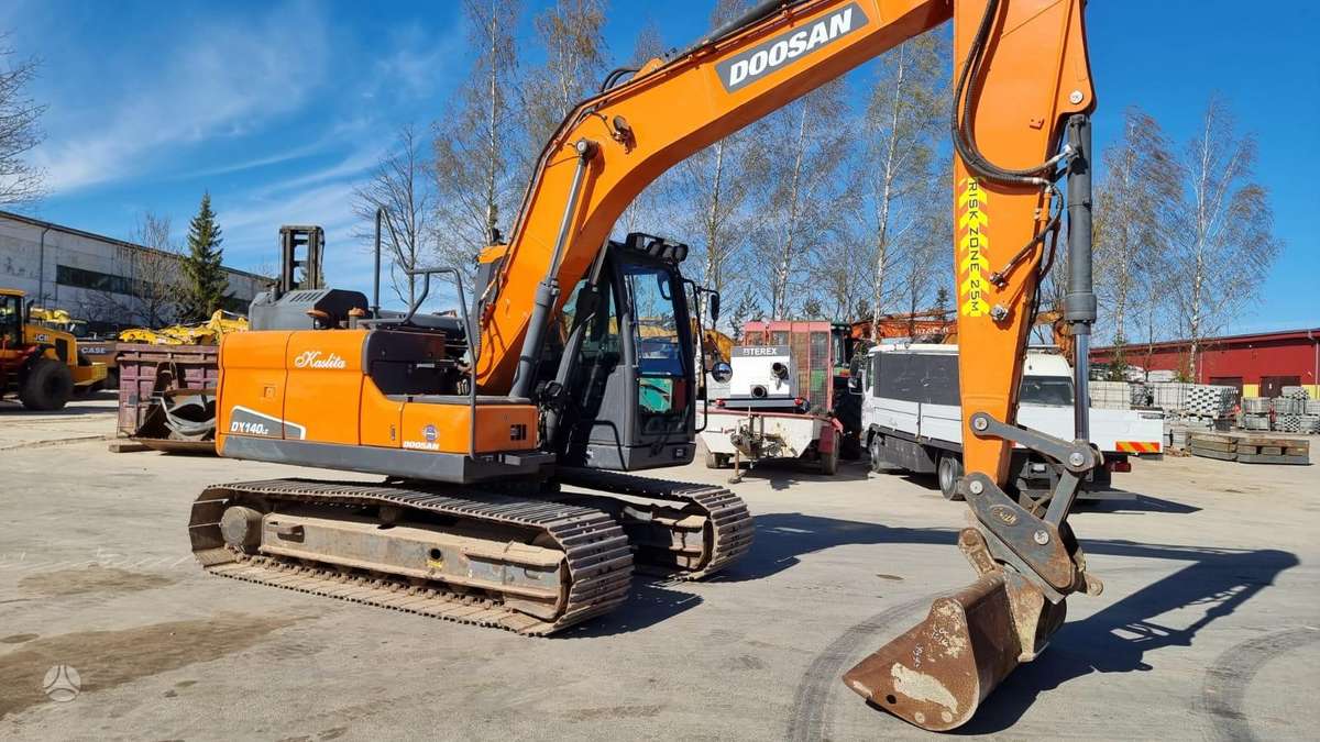 Doosan DX 140 LC-5, экскаваторы