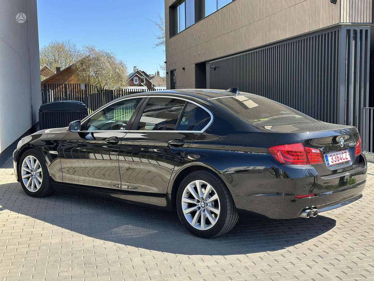 BMW 520, 2.0 l., Седан