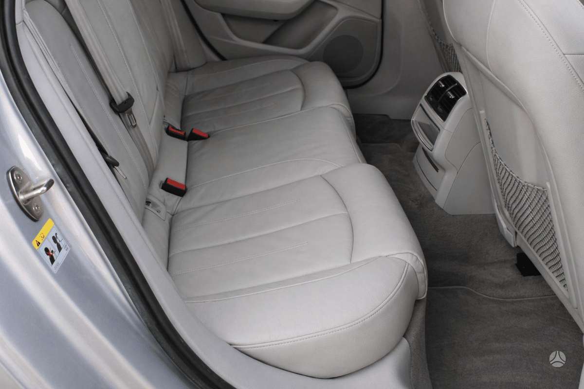 Audi A6, 3.0 l., wagon