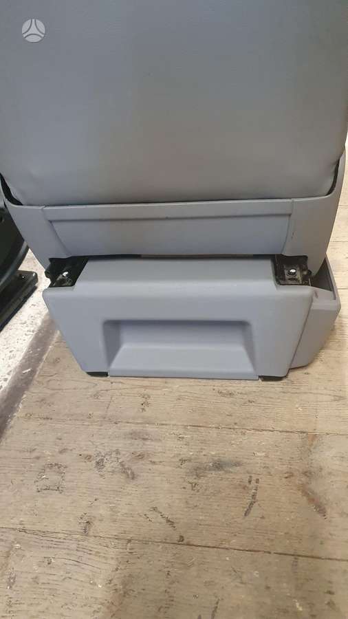 Volkswagen Caravelle сиденья