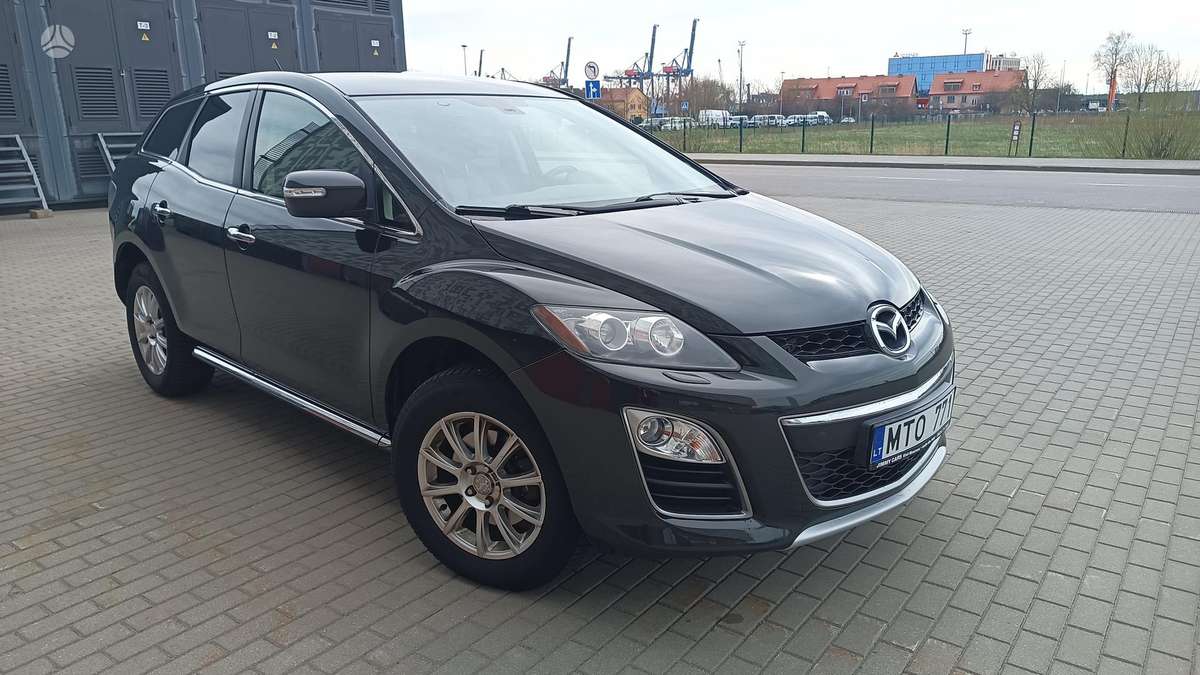 Mazda CX-7, 2.2 l., off-road / crossover