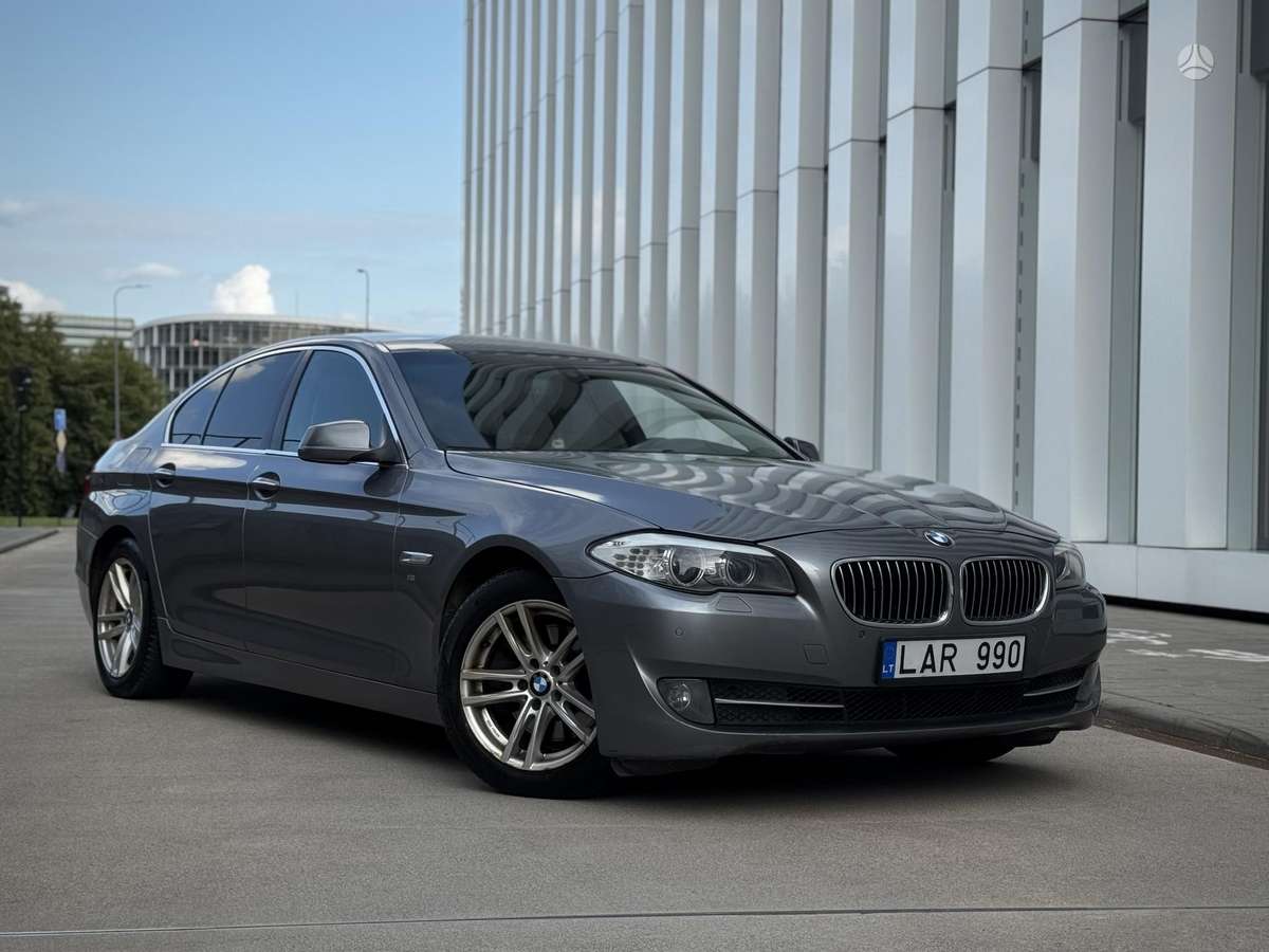 BMW 520, 2.0 l., Седан