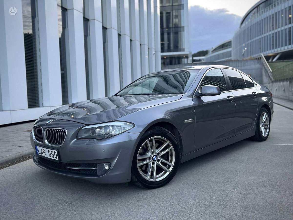 BMW 520, 2.0 l., Седан