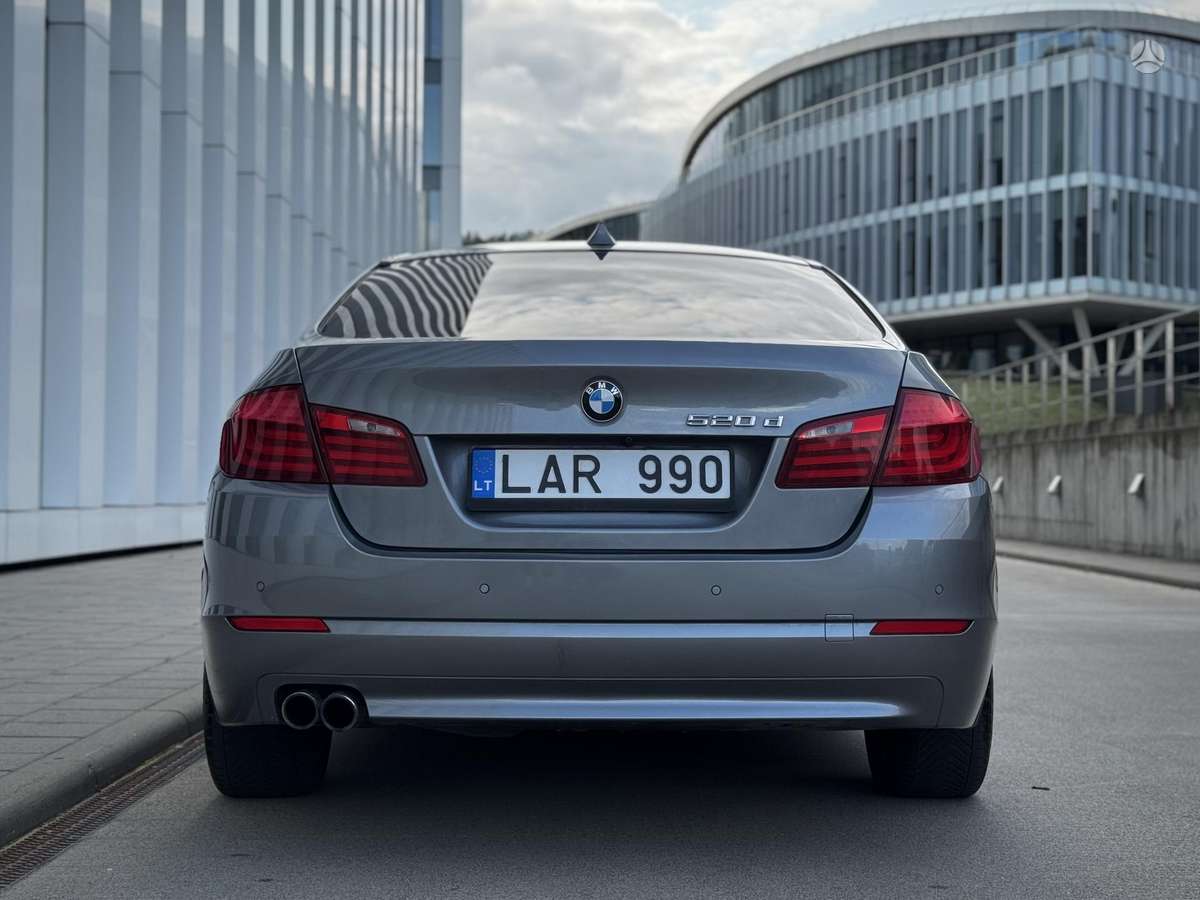 BMW 520, 2.0 l., sedanas