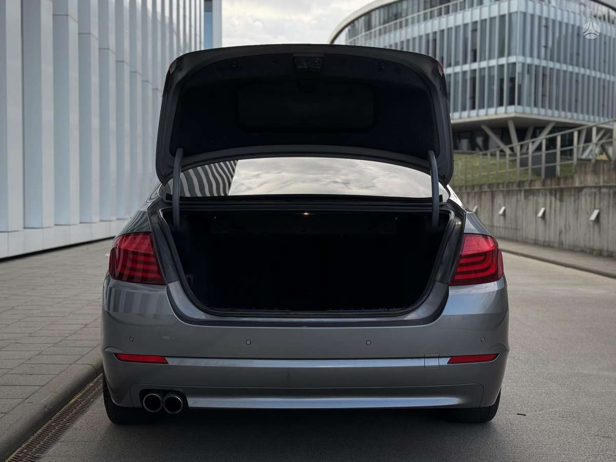 BMW 520, 2.0 l., sedanas