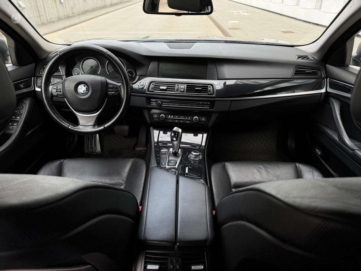 BMW 520, 2.0 l., sedanas