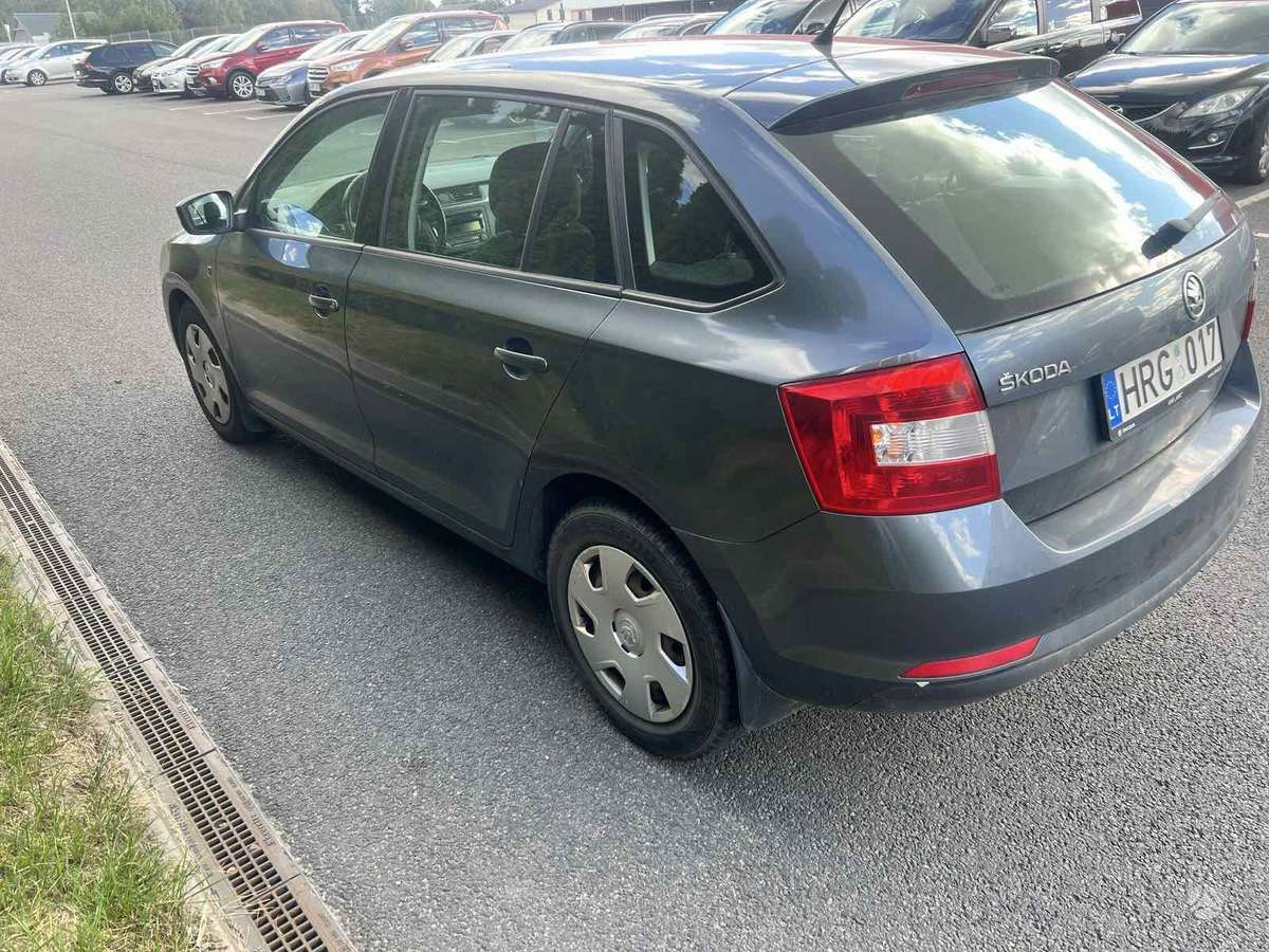 Skoda Rapid, 1.6 l., hatchback