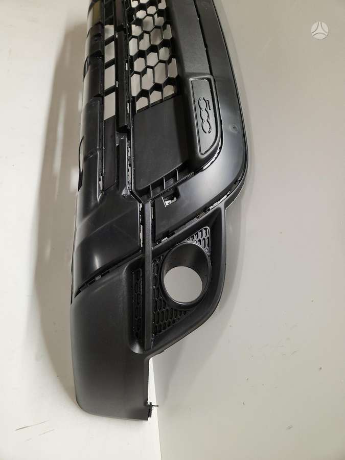 Fiat 500X, 735686032, front grill