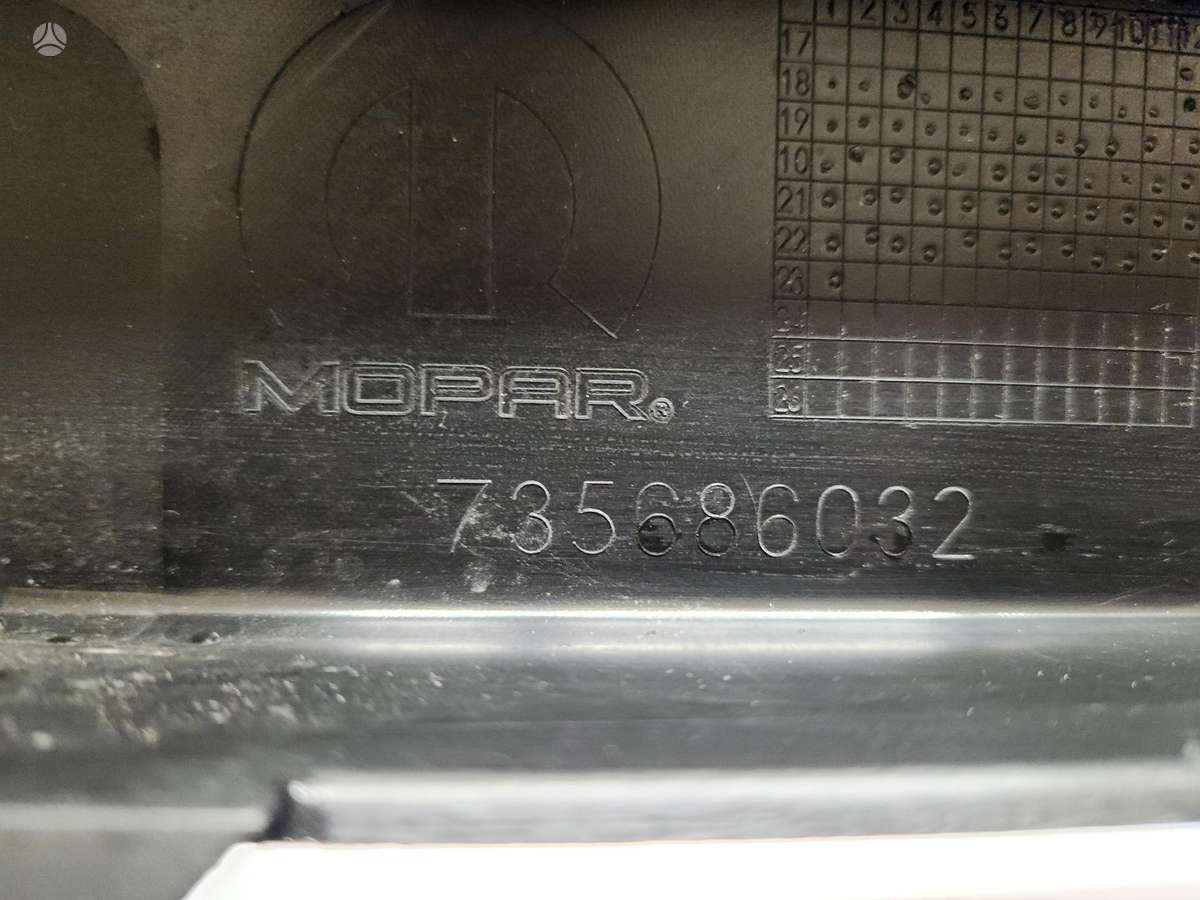 Fiat 500X, 735686032, front grill