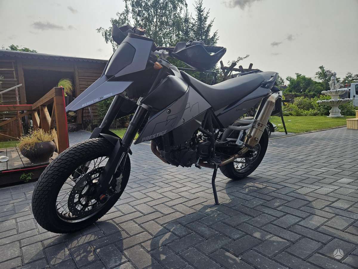 KTM SMC 690cc, supermoto