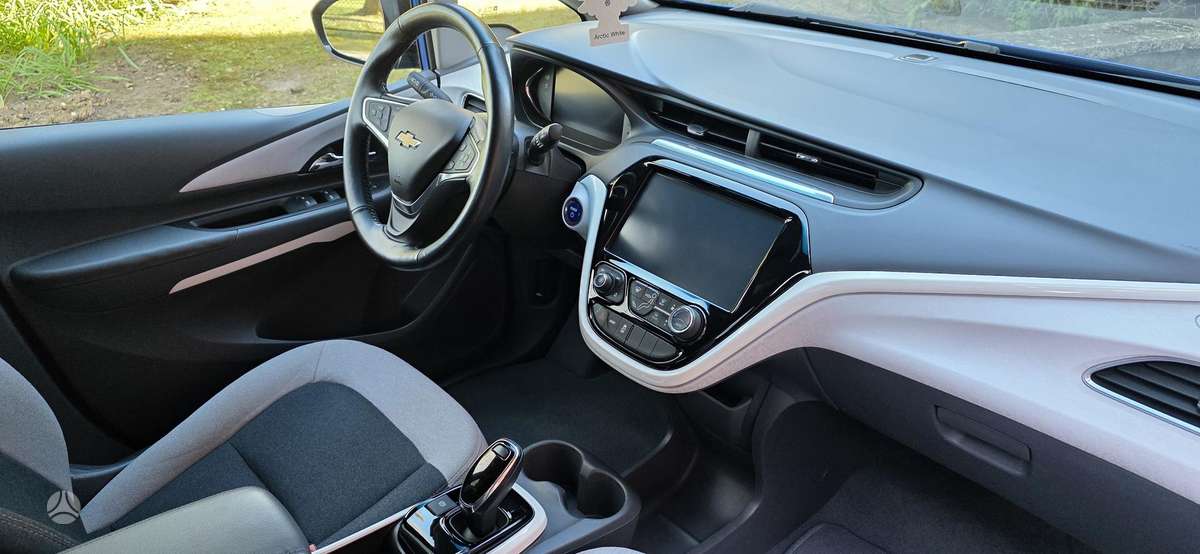 Chevrolet Bolt, 65 kWh, mpv / minivan