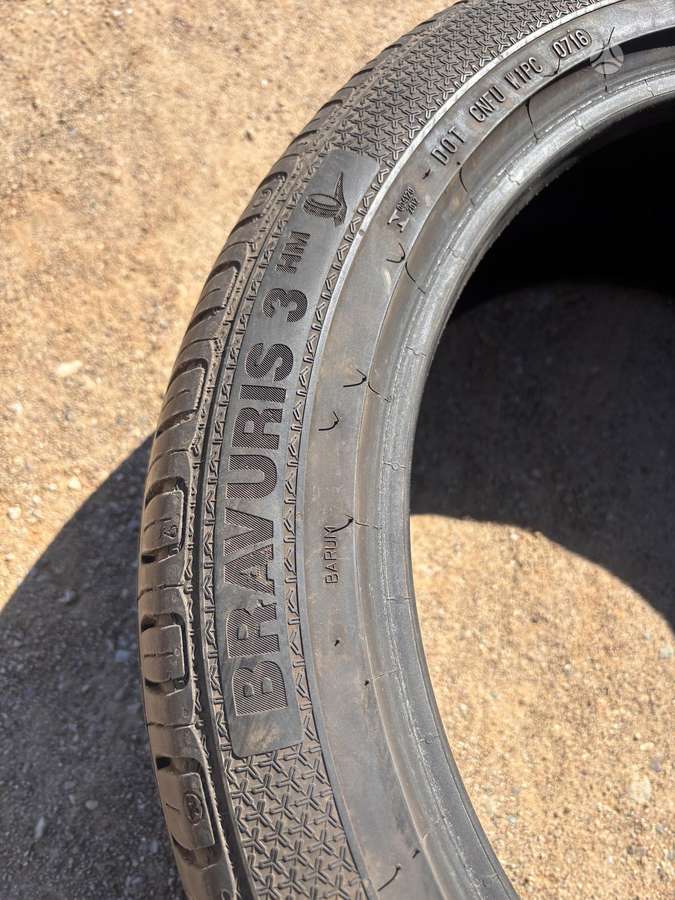 Barum Bravuris 3HM, summer 235/45 R18