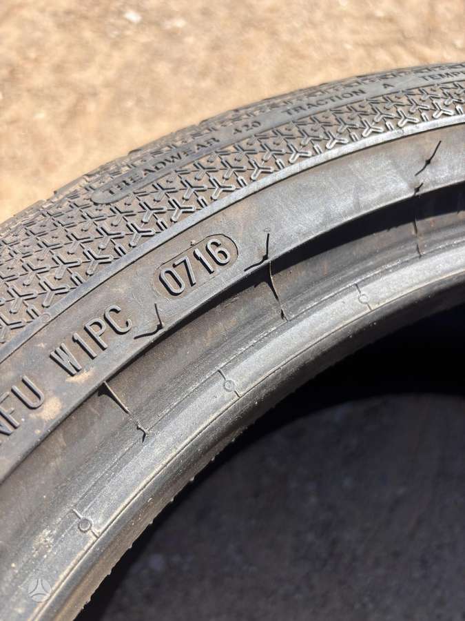 Barum Bravuris 3HM, summer 235/45 R18