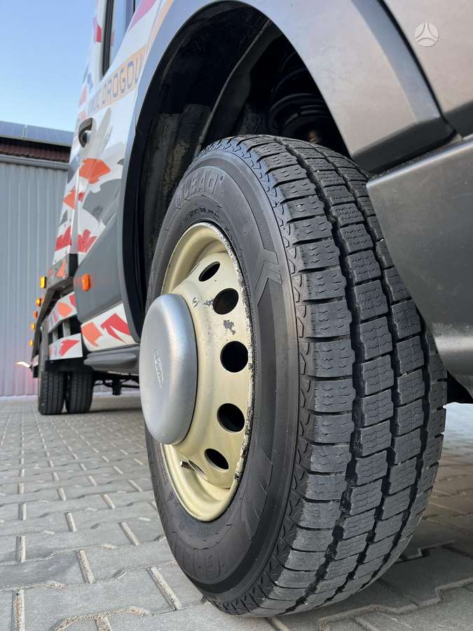 Ford Transit, auto transporters