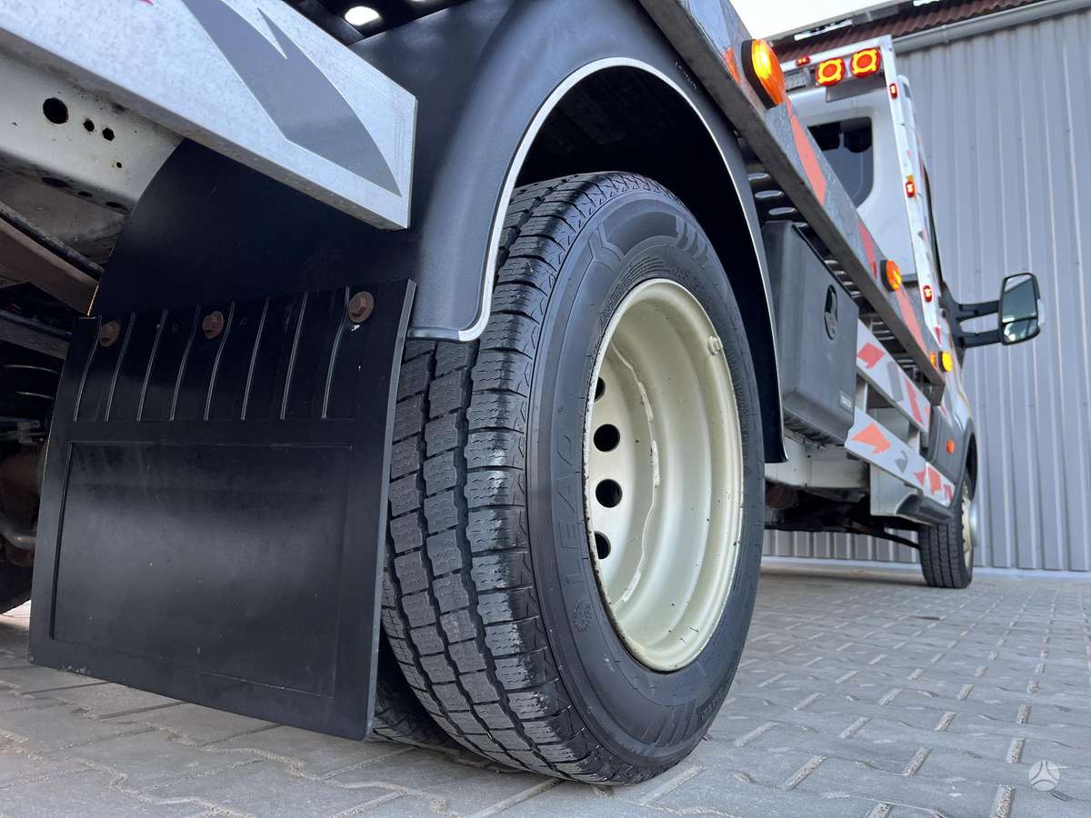 Ford Transit, auto transporters