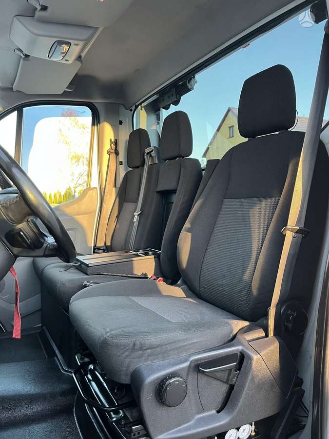 Ford Transit, auto transporters
