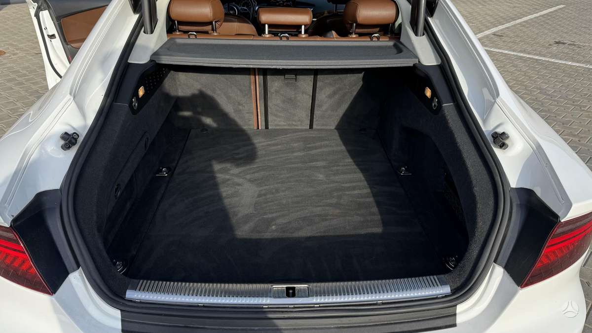 Audi A7, 3.0 l., hatchback