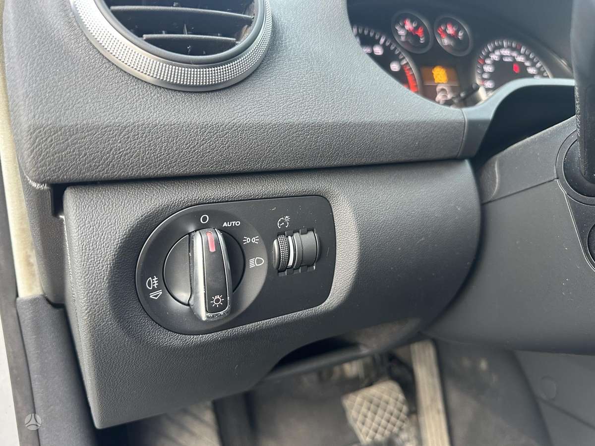Audi A3, 1.4 l., Хэтчбек
