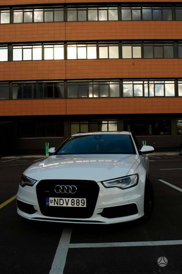 Audi A6, 3.0 l., universalas
