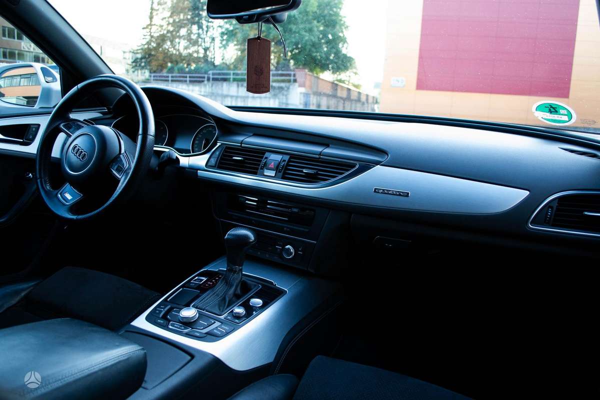 Audi A6, 3.0 l., universalas