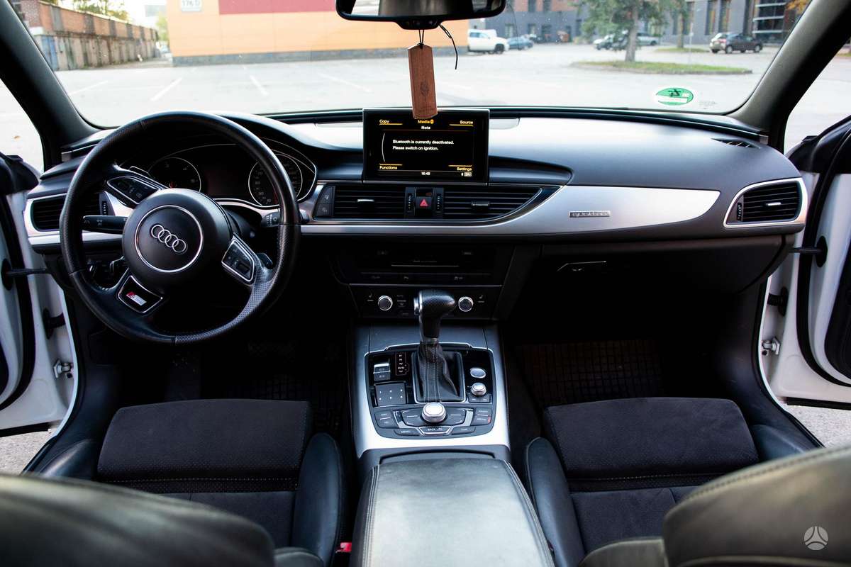 Audi A6, 3.0 l., universalas