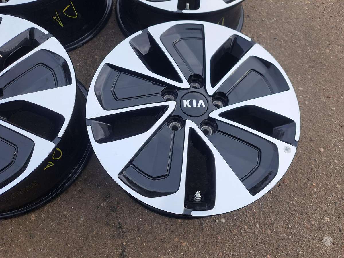 KIA Ceed, vieglmetāla, R16