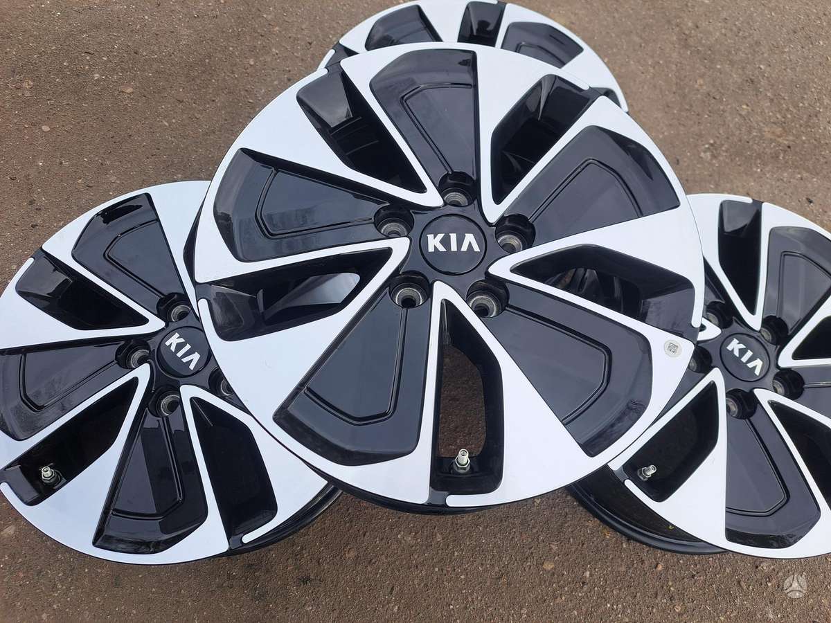 KIA Ceed, vieglmetāla, R16