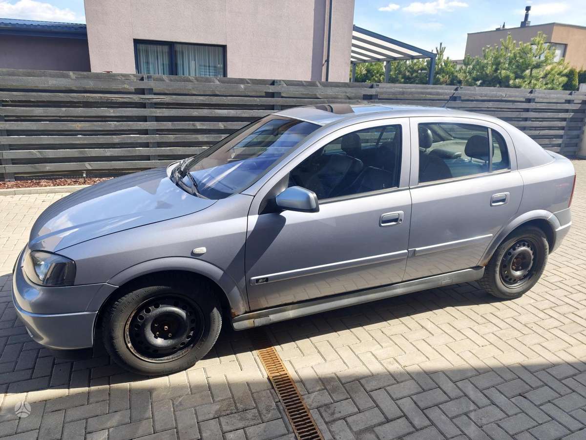 Opel Astra, 2.0 l., hatchback