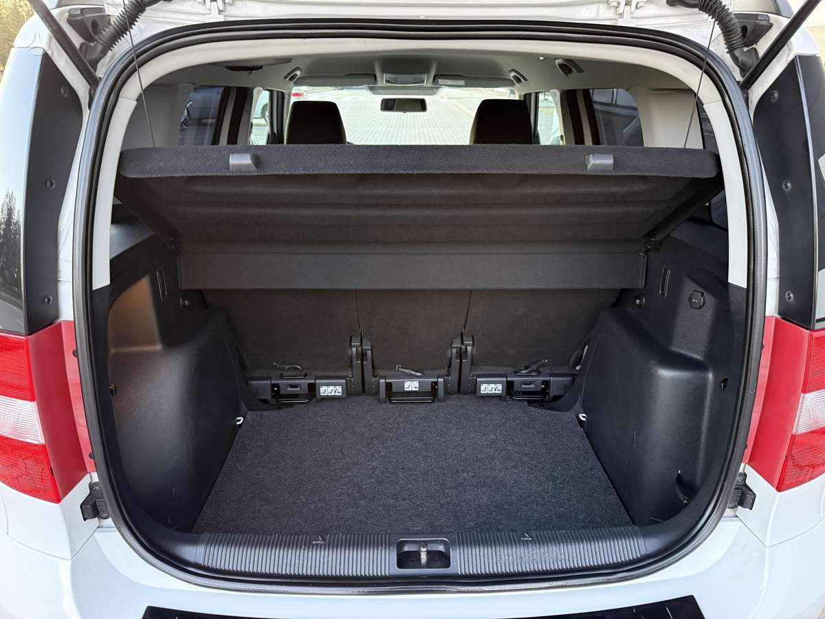 Skoda Yeti, 1.2 l., Минивэн
