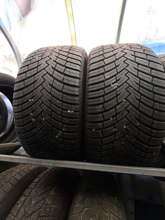 Pirelli, всесезонные 255/45 R19