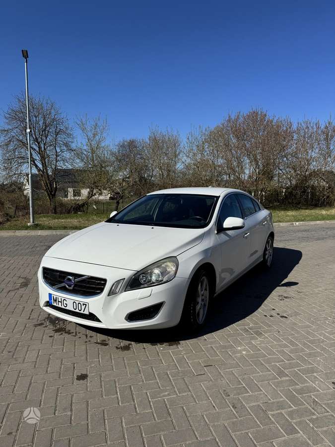 Volvo S60, 2.4 l., Седан